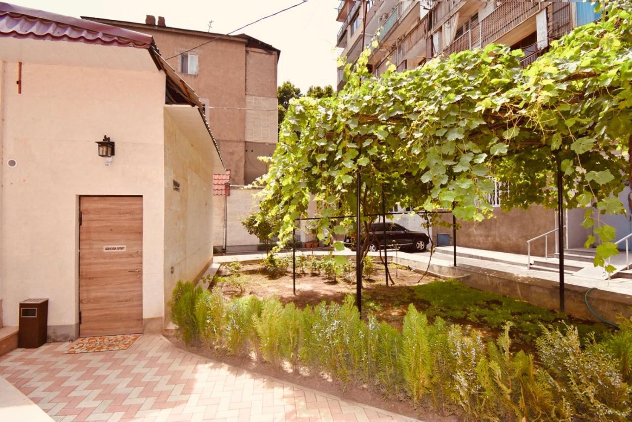 Aghayan Apart Γιερεβάν Εξωτερικό φωτογραφία
